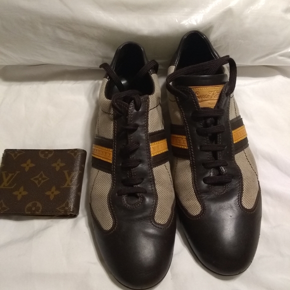 Louis Vuitton shoes and wallet - Picture 10 of 16